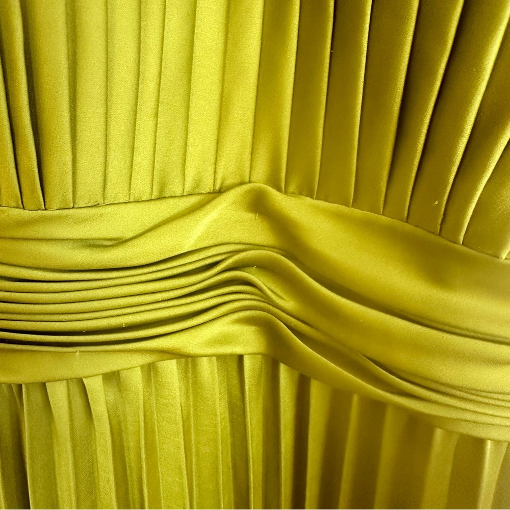 Mac Duggal Pleated High Neck Sleeveless Mini Dress Chartreuse Green Size 12 NWT - Picture 9 of 17